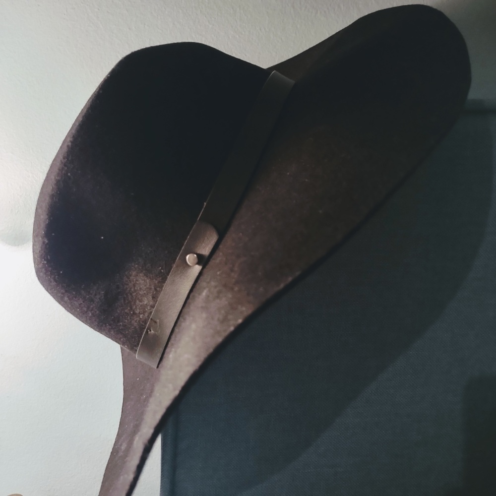 Black Wool Hat